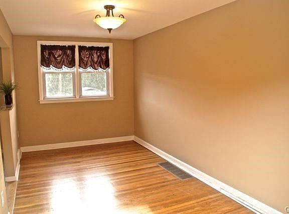 3rd image of 2115 Baker Dr