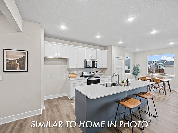 3rd image of 2310 Chan Dr