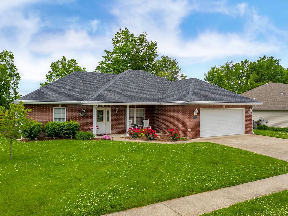 2nd image of 4603 Hockaday Pl