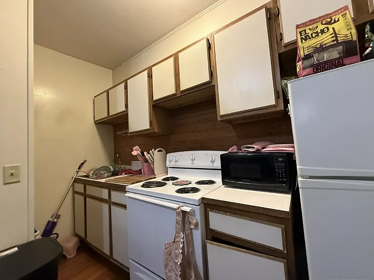 73 S Huntington Ave #2U — Photo 6