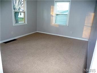 4th image of 3812 Long Dr