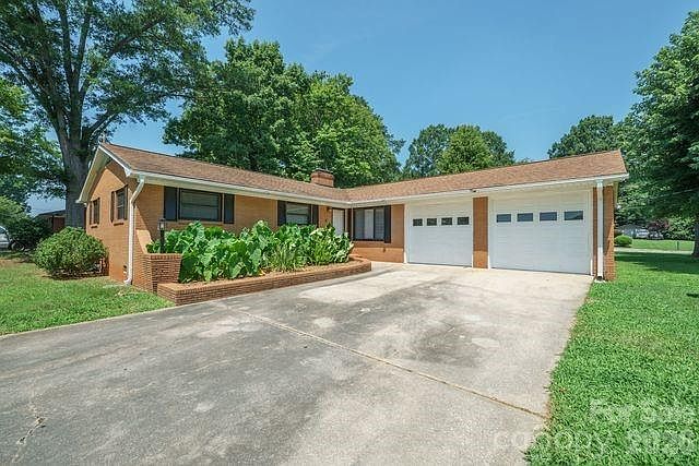 1st image of 100 Piedmont Dr