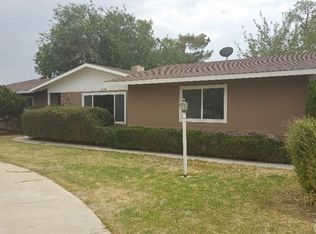 20345 Seneca Rd, Apple Valley, CA 92307