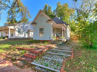 318 S 2nd St, Guthrie, OK 73044