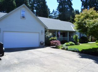 975 S 55th Pl, Springfield, OR 97478