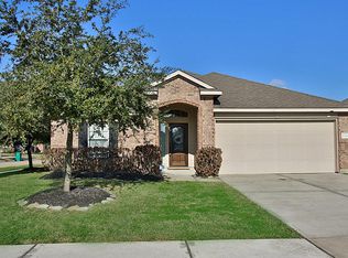 11203 E Lake Gables Dr, Richmond, TX 77406