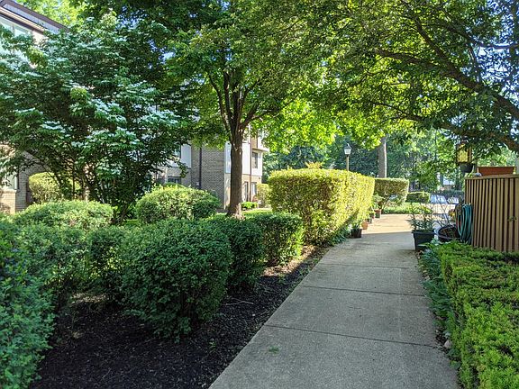 2nd image of 1762 Westwind Way #101C