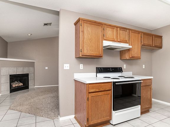 4th image of 26 Cheryl Cir