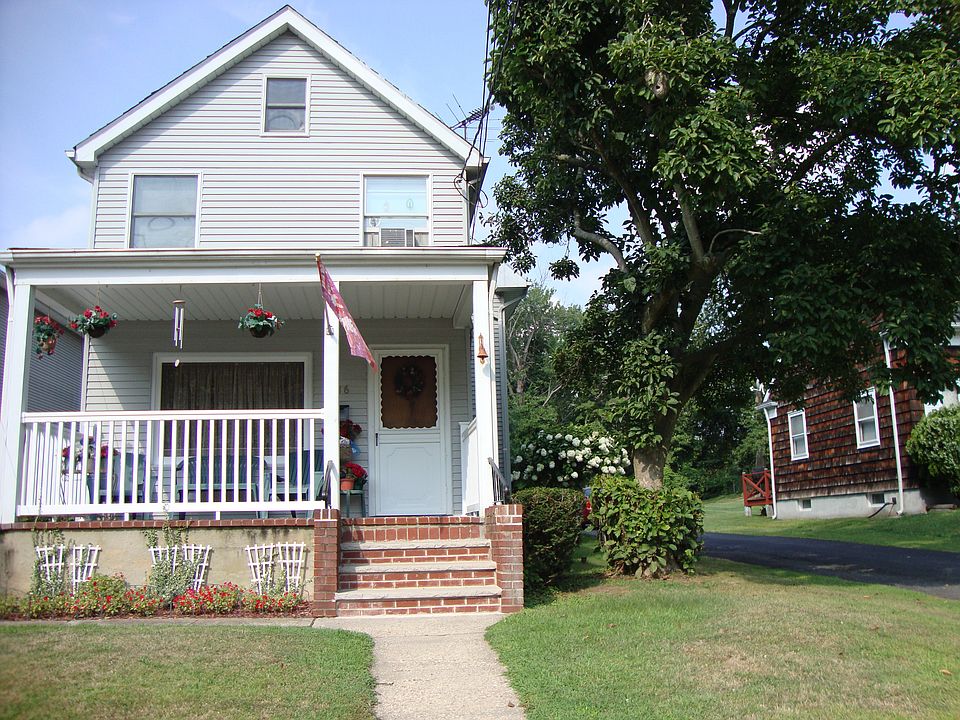 1st image of 116 Bayview Ave