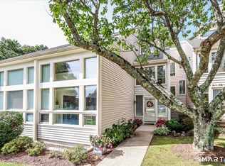168 Turtle Bay Dr #168, Branford, CT 06405