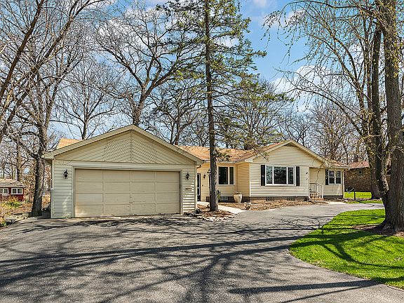 2nd image of 10915 S Oketo Ave