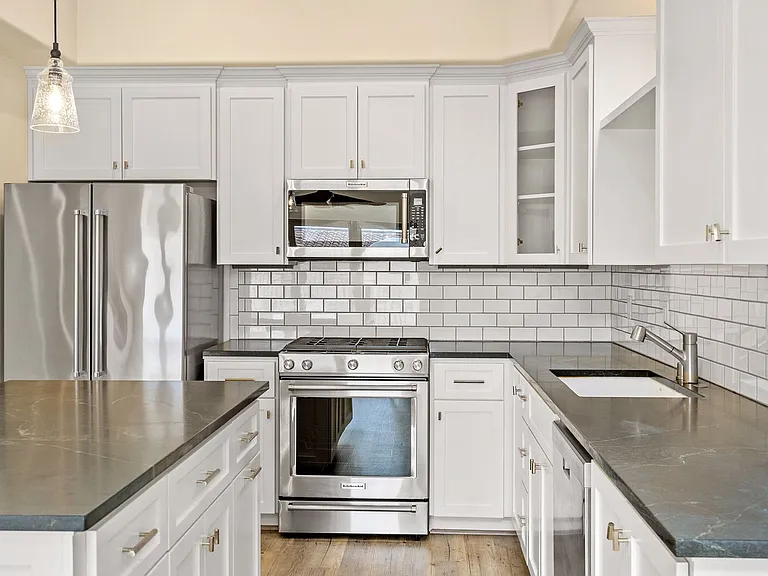 103 Greve Pl — Photo 2