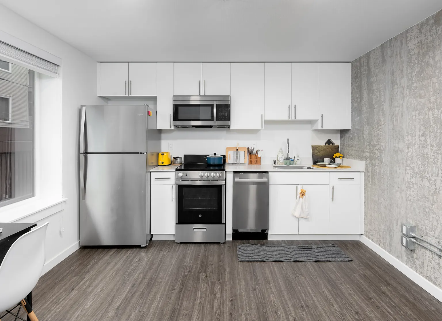 MontClair Apartments — Photo 4