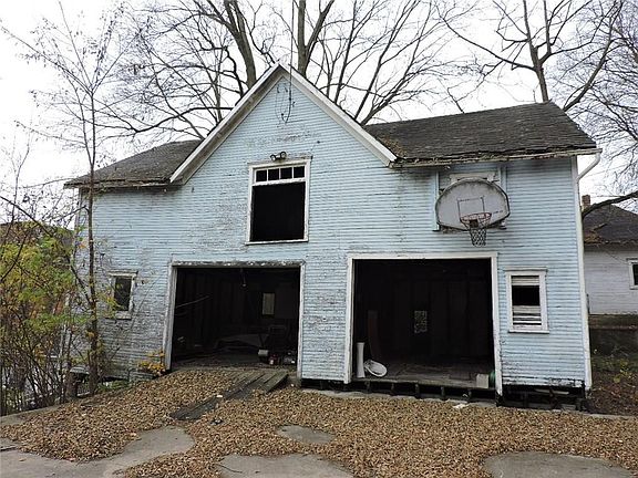 3rd image of 405 N Ohio Ave