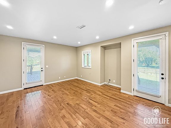 5th image of 30939 Melvin St
