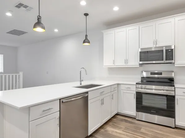 4042 E Pinto Dr, Gilbert, AZ 85296