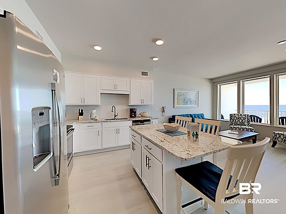 4th image of 903 W Beach Blvd #206