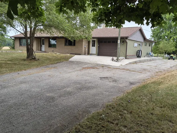 4991 E 128th St, Grant, MI 49327