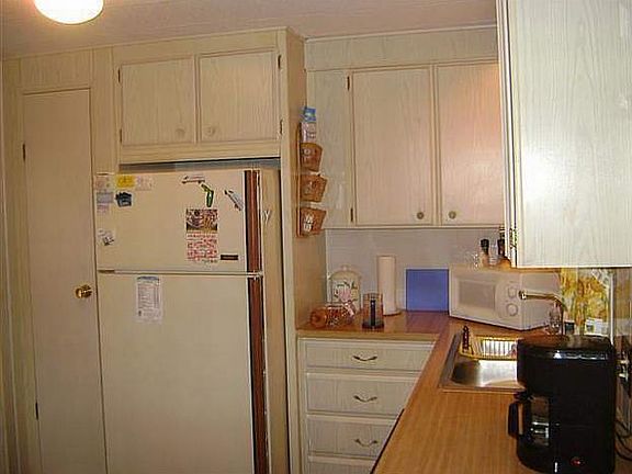 5th image of 21 Camino Real Dr