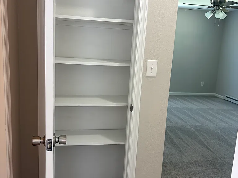 105 Roland Dr — Photo 7