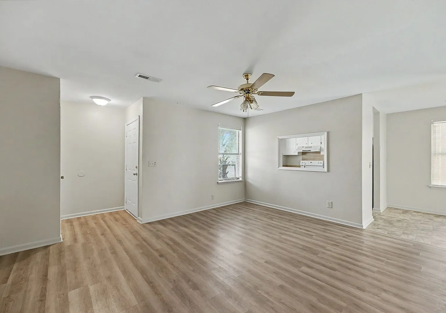 5225 Marseilles Dr. — Photo 4