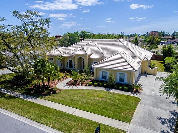 2nd image of 9762 Camberley Cir