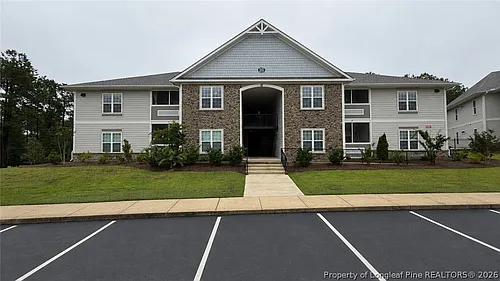 260 Gallery Dr #301 Photo 1