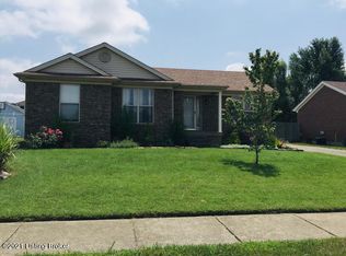 13104 S Lavenia Ln, Louisville, KY 40272