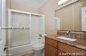 Sunrise Point Condo Bldg — Photo 4