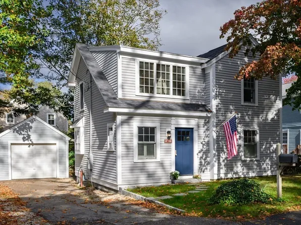 11 James Ln, Cohasset, MA 02025