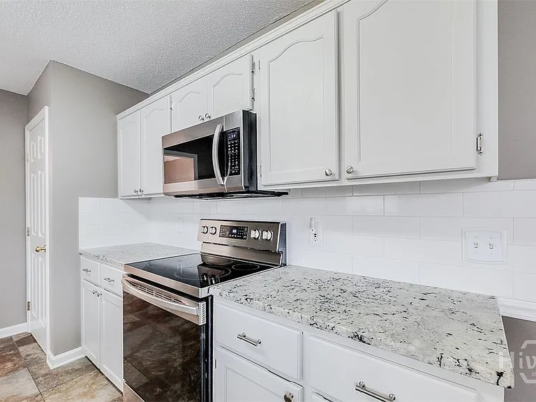 119 Mill Ct — Photo 12
