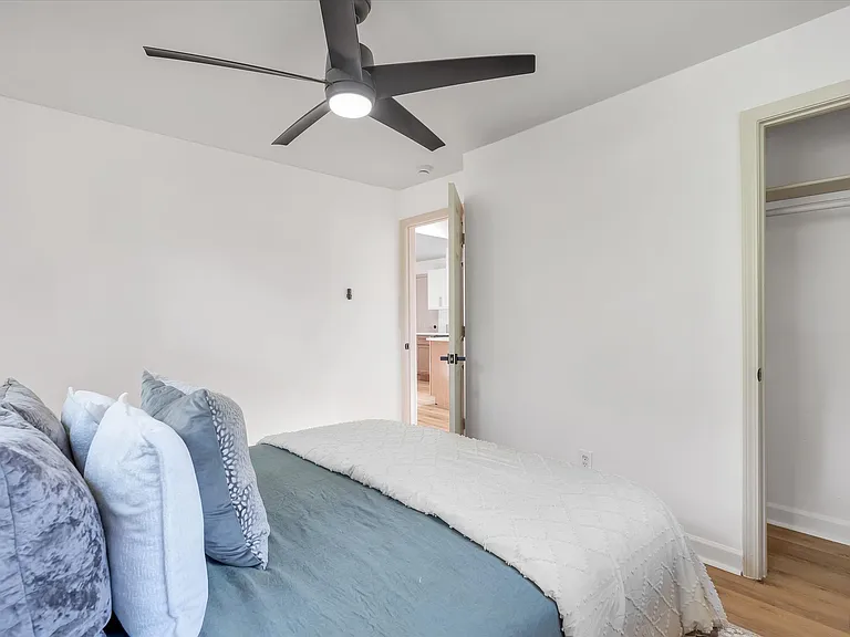 3021 Henrietta St — Photo 16