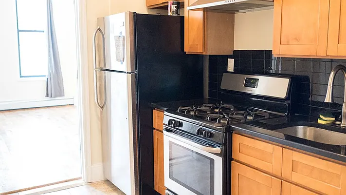 Rented by Nooklyn NYC LLC | media 17