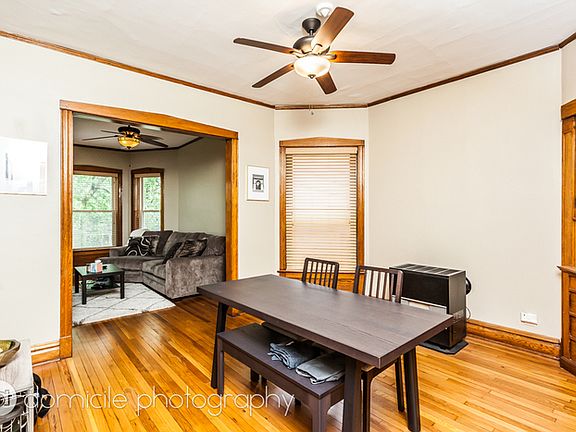 4th image of 3746 N Hermitage Ave #2