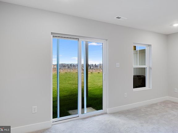2nd image of 29429 Oxford Dr