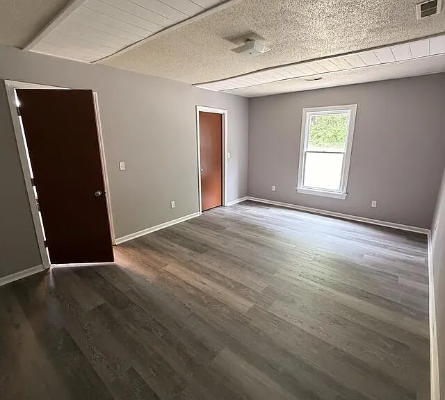 113 Johnson Rd — Photo 1