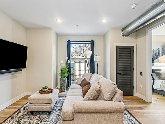 3rd image of 213-215 S Hydraulic Ave #102