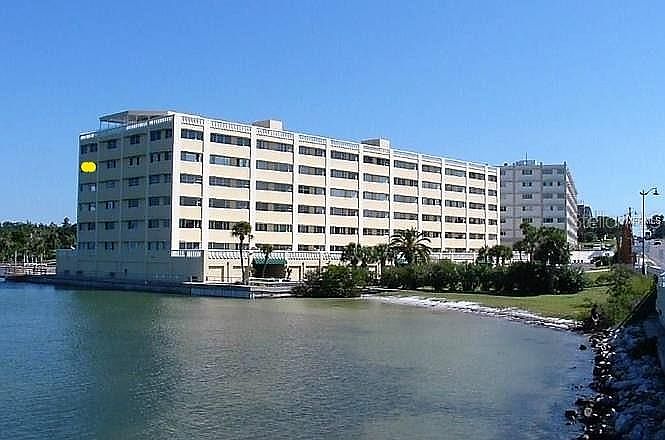 1st image of 100 Bluff View Dr APT 502C