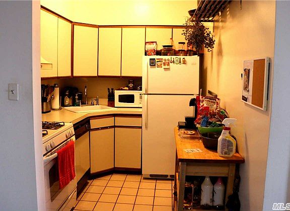 3rd image of 6605 242nd St
