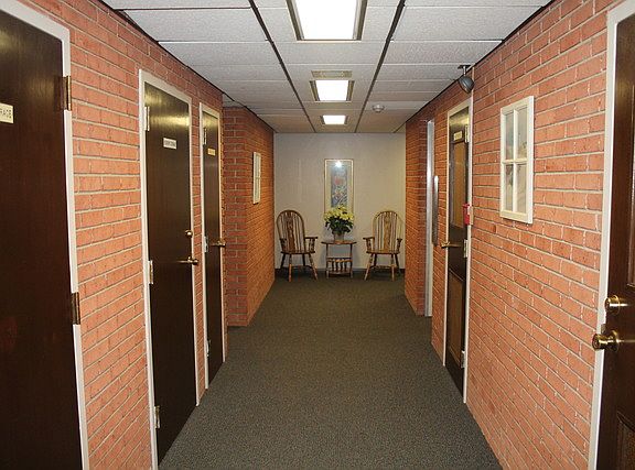 2nd image of 1050 N Farnsworth Ave #41