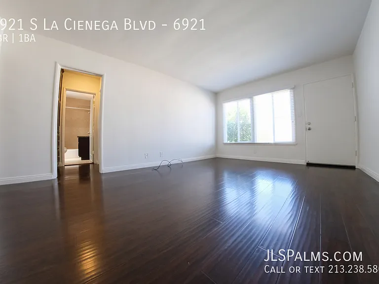 6921 S La Cienega Blvd #6921 — Photo 2