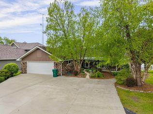 W2932 Kahl Rd, Markesan, WI 53946