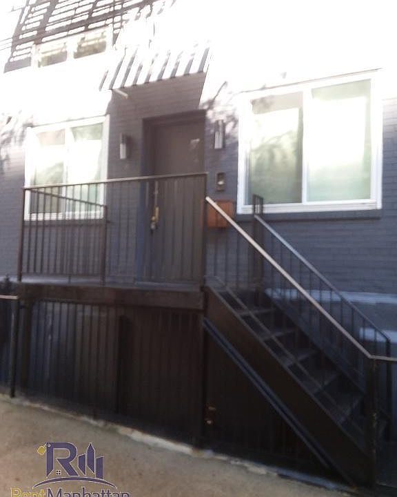 1st image of 133 E 97th St #13