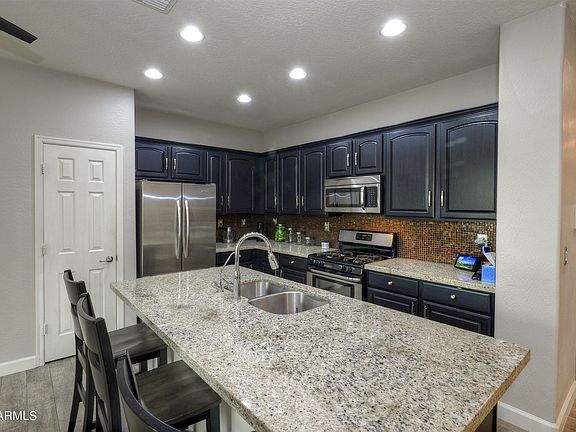 4th image of 2637 W Coyote Creek Ct