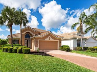10018 Isola Way, Miromar Lakes, FL 33913