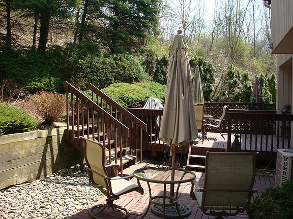 2 Level Deck