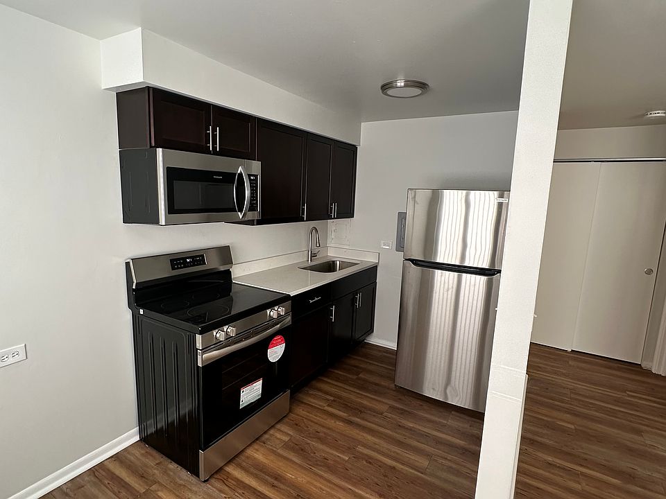 1st image of 8039 S King Dr #1