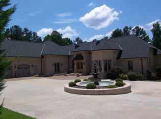 665 N Rivoli Farms Dr, Macon, GA 31210