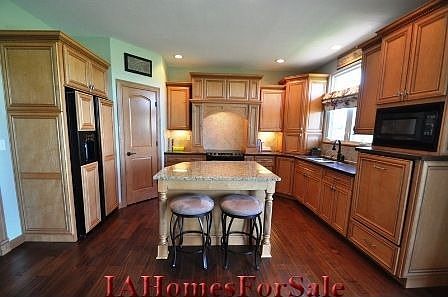 Kitchen- with large island