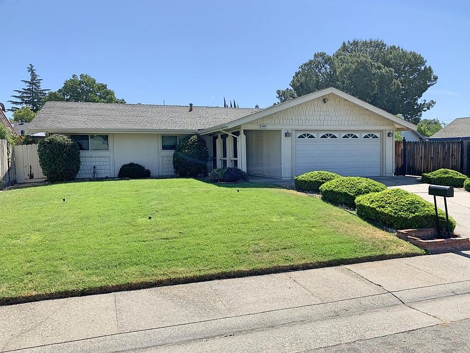 1st image of 7907 Garry Oak Dr